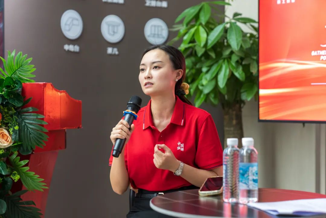 聚勢共鑒?標桿領(lǐng)航 | 強輝2025區(qū)域培訓(xùn)峰會暨美學(xué)賦能行動貴陽站順利結(jié)束！(圖15)